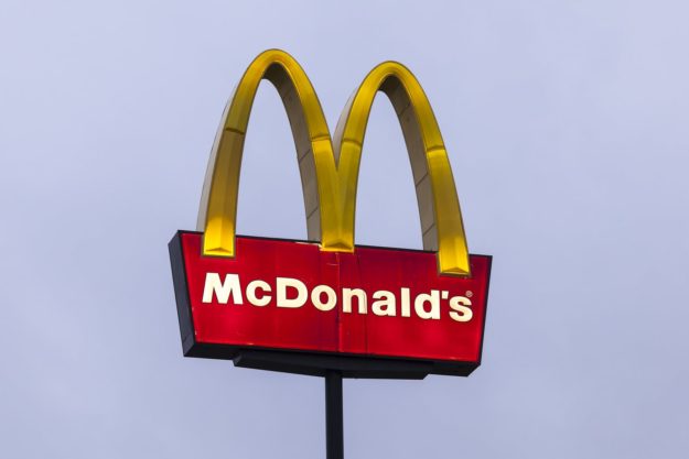 bartushsigns-august18-mcdonaldssign-1600×1066 McDonald's sign